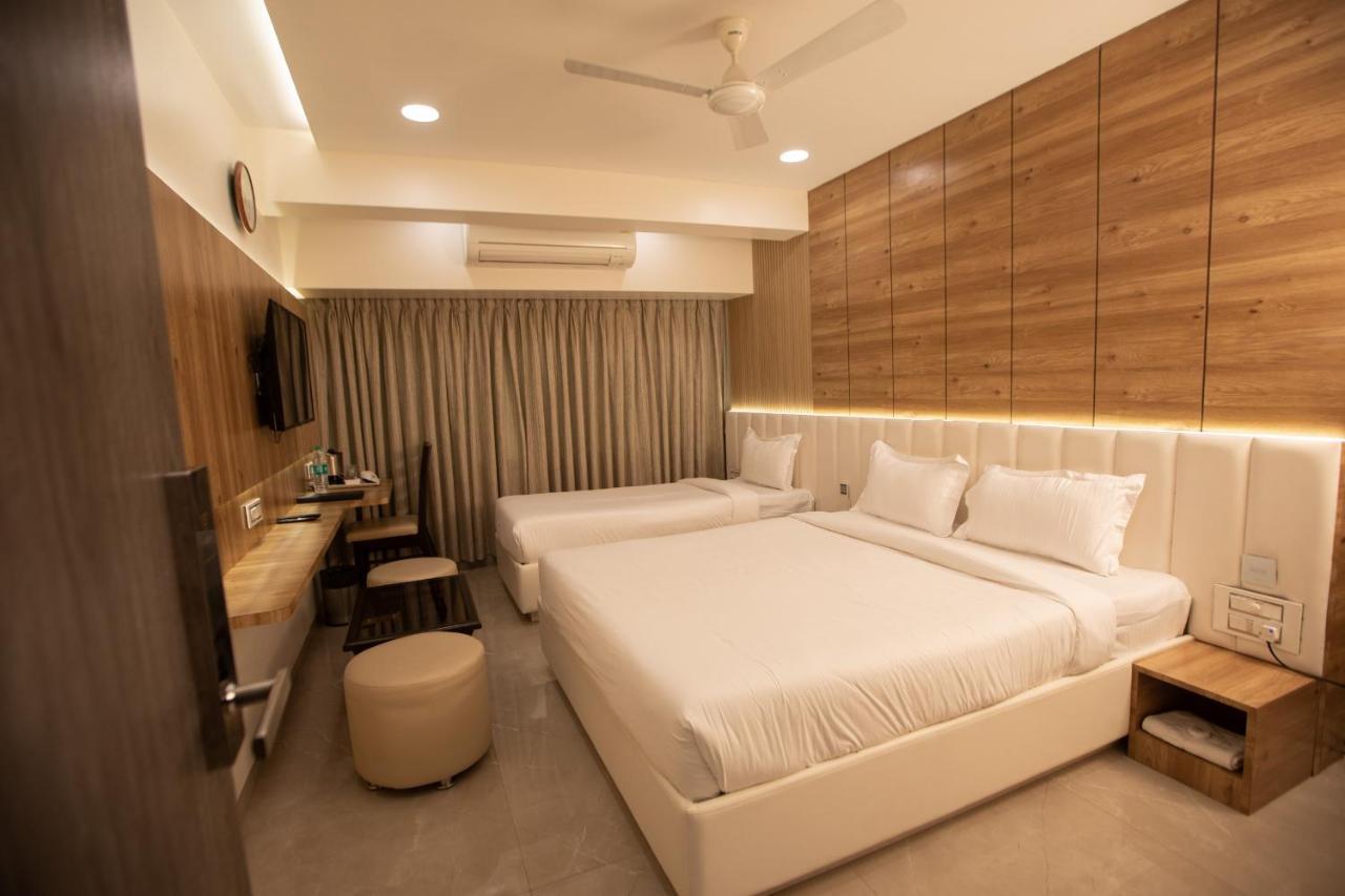 Hotel Naaz Executive 孟买 外观 照片