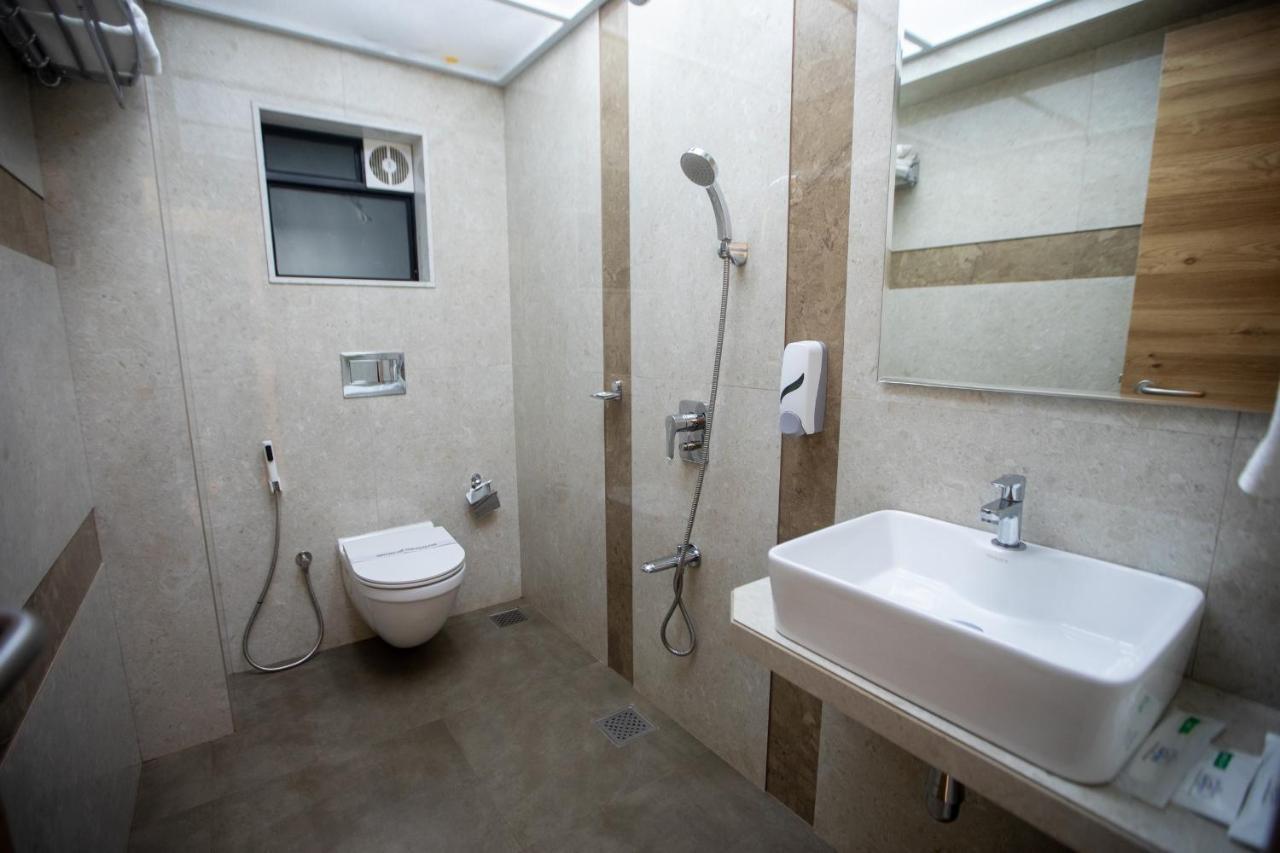Hotel Naaz Executive 孟买 外观 照片