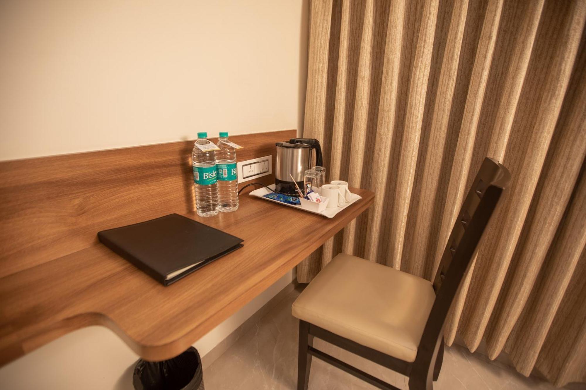 Hotel Naaz Executive 孟买 外观 照片